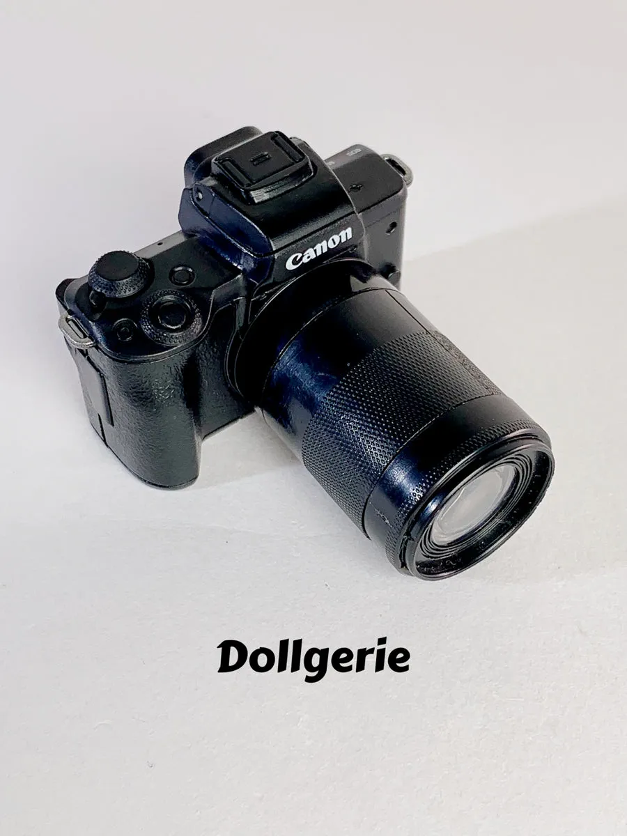 1/3 Canon EOS Kiss M Camera -with Shutter Sound Effect (from Takara Tomy)
