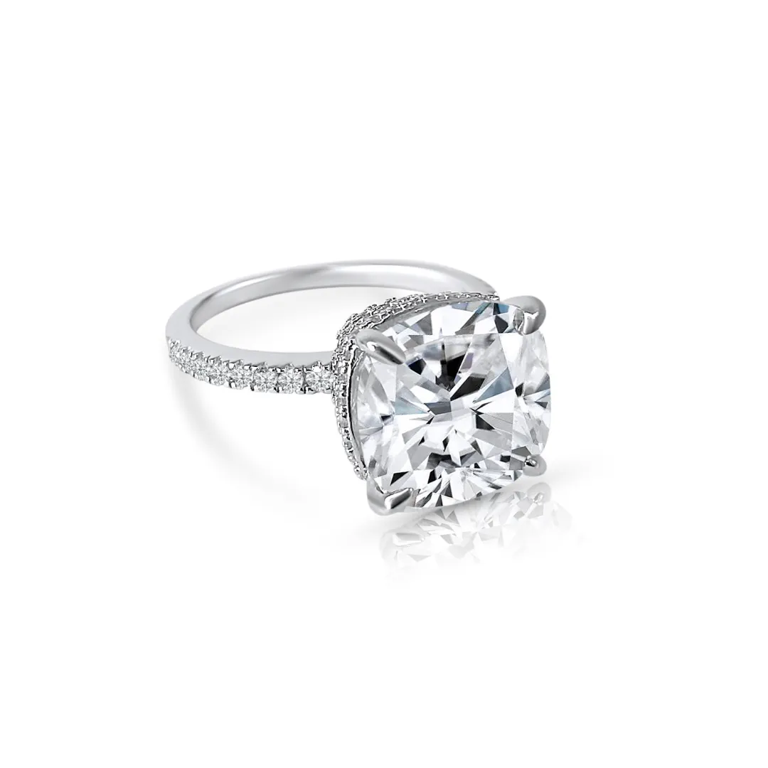 ADALEE MOISSANITE RING