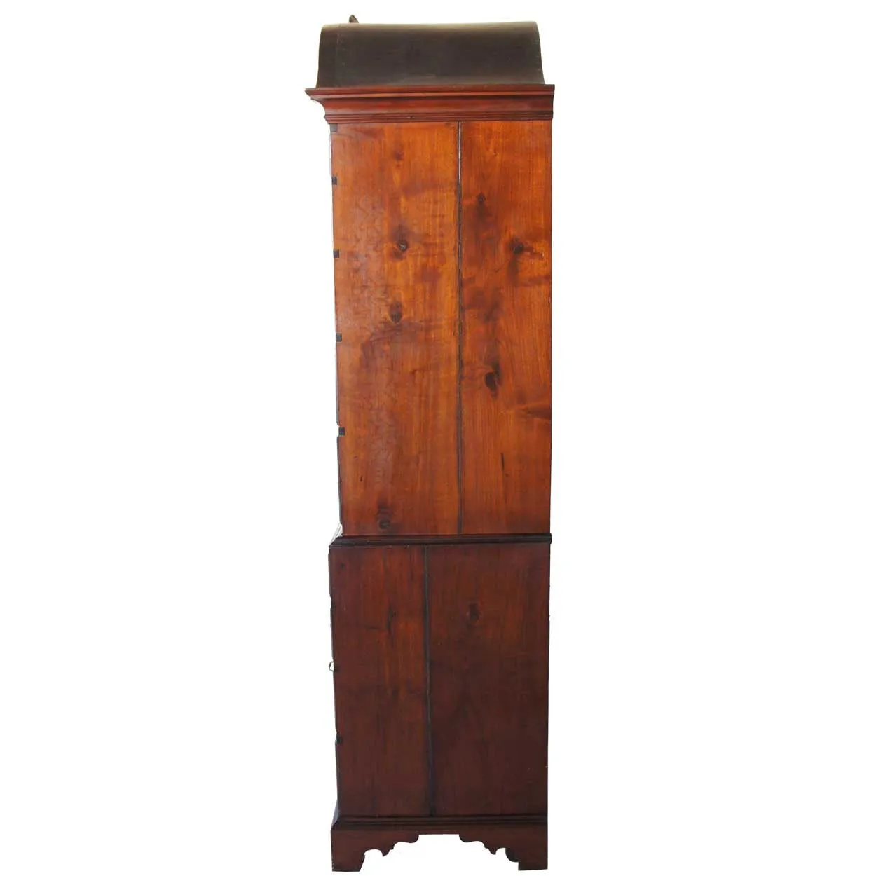 American New England Chippendale Walnut Bonnet Top Chest on Chest