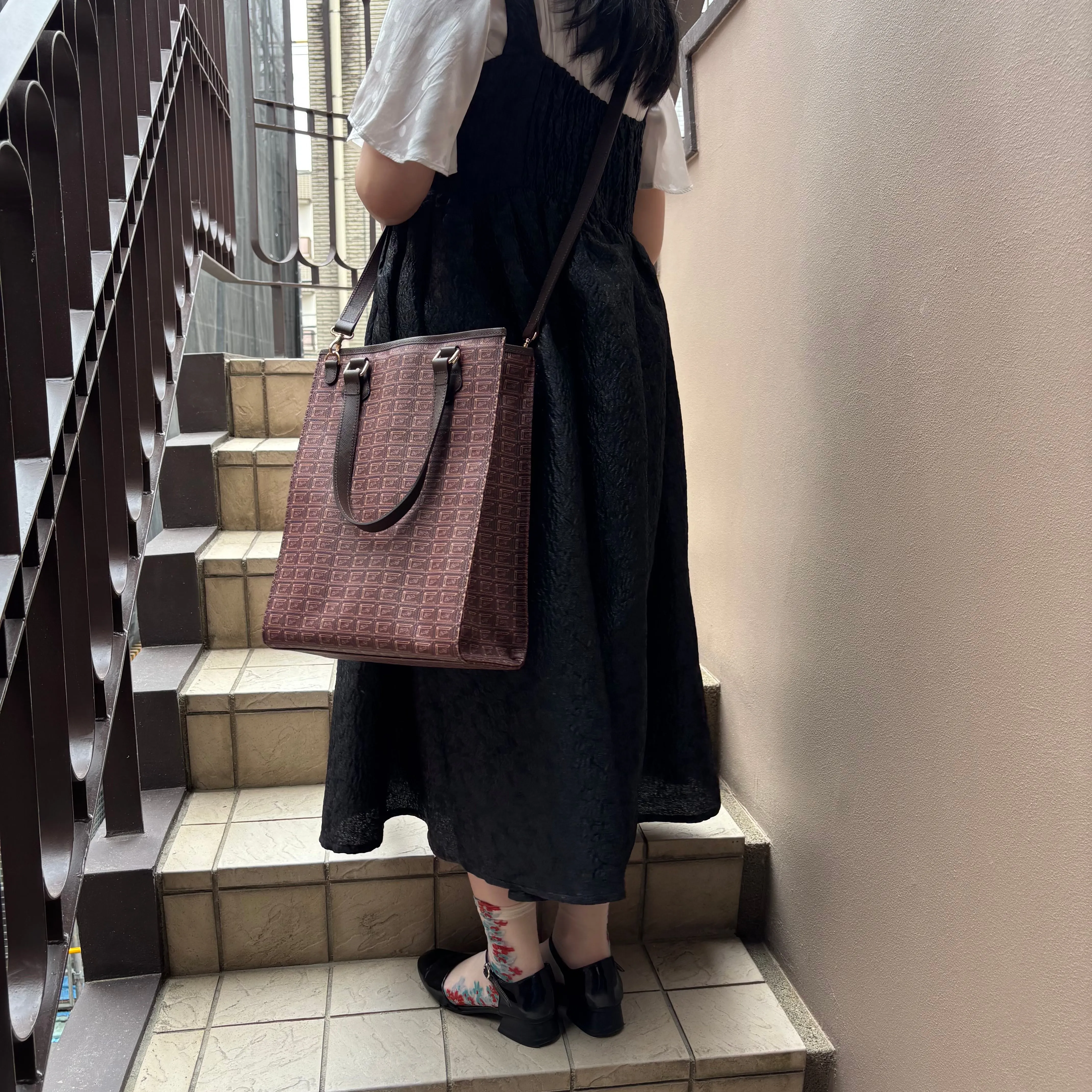 Bitter Chocolate Square Tote Bag【Japan Jewelry】