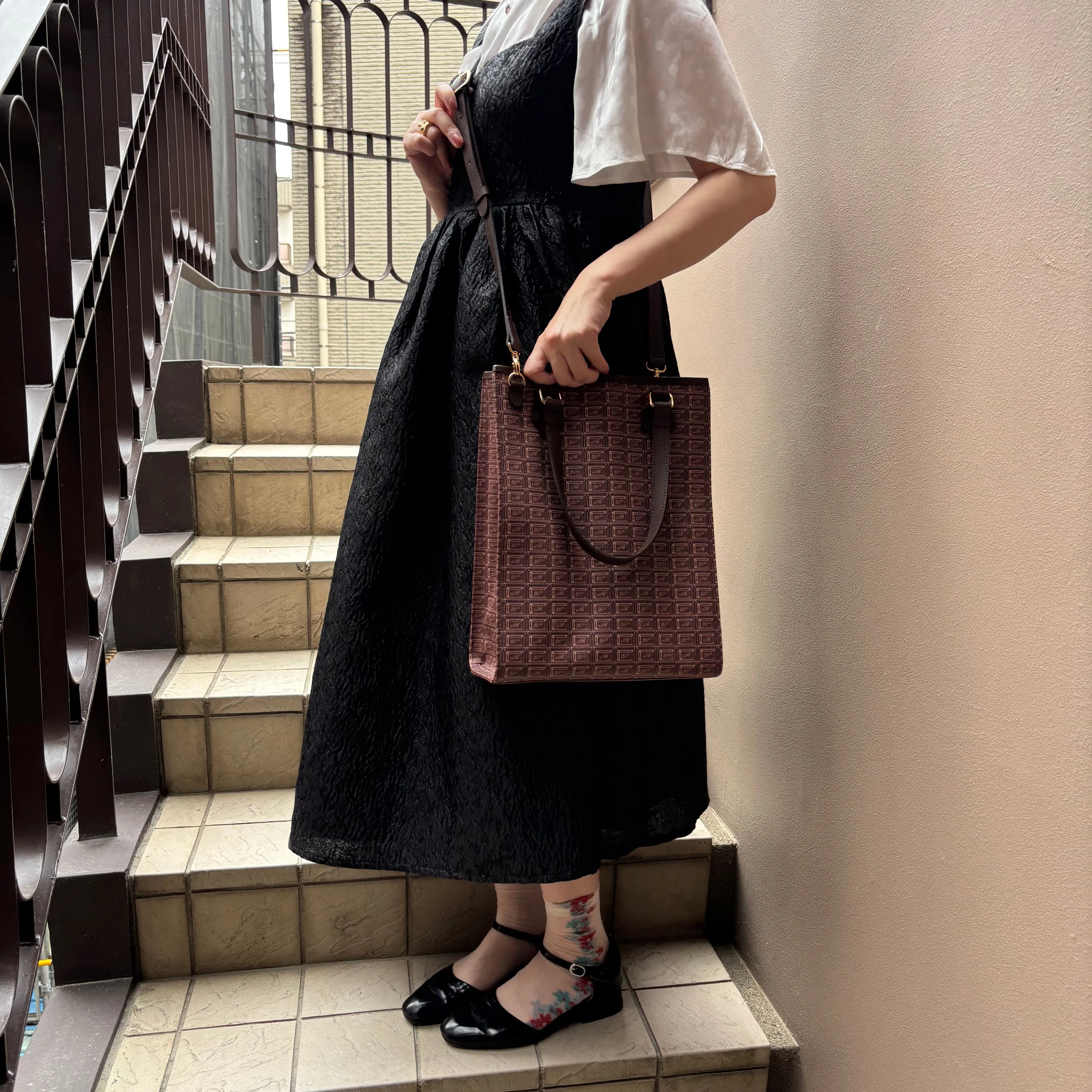 Bitter Chocolate Square Tote Bag【Japan Jewelry】
