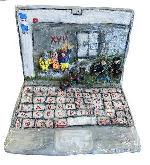 Dasha Bazanova, "Hui Graffiti Laptop"