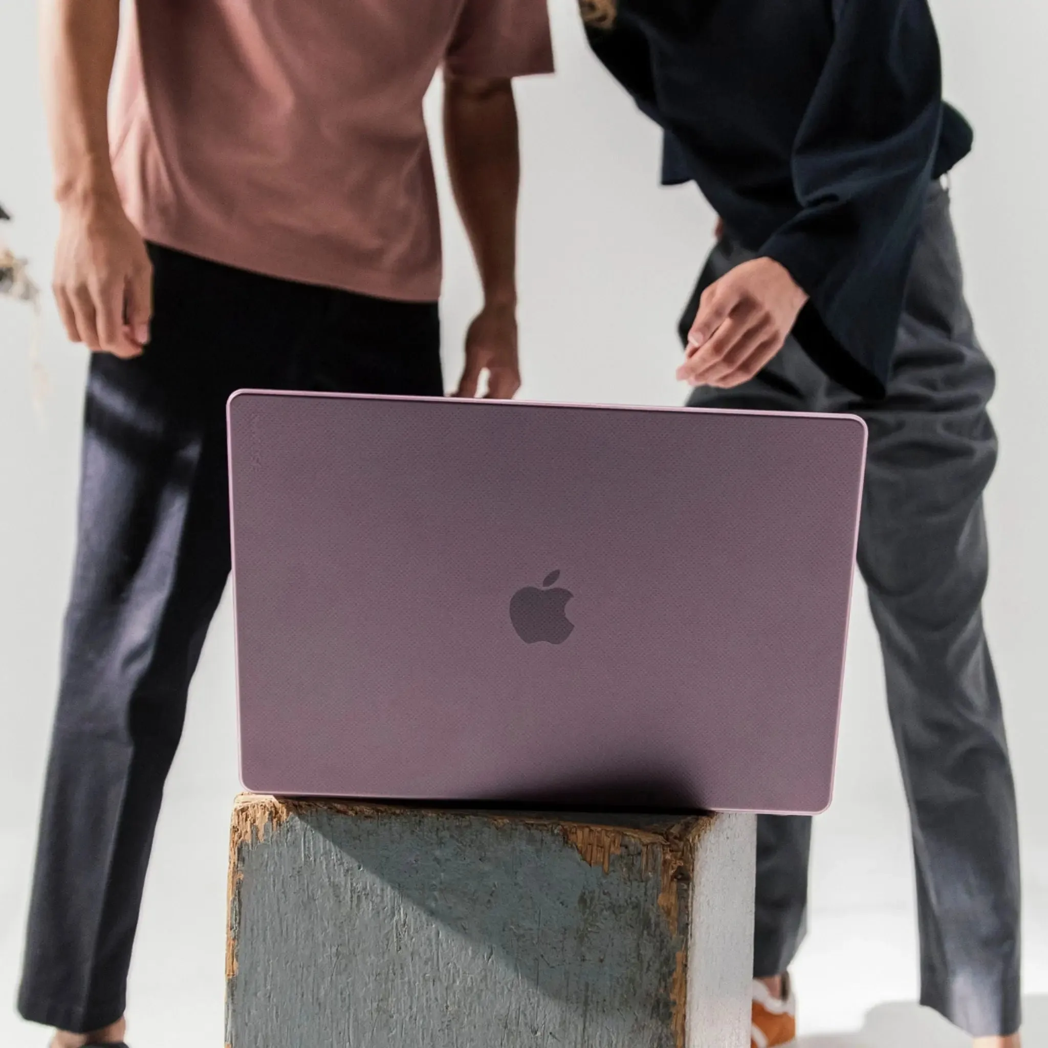Dots Hardshell Case with Makrolon® for 13-inch MacBook Air (Retina, 2020)