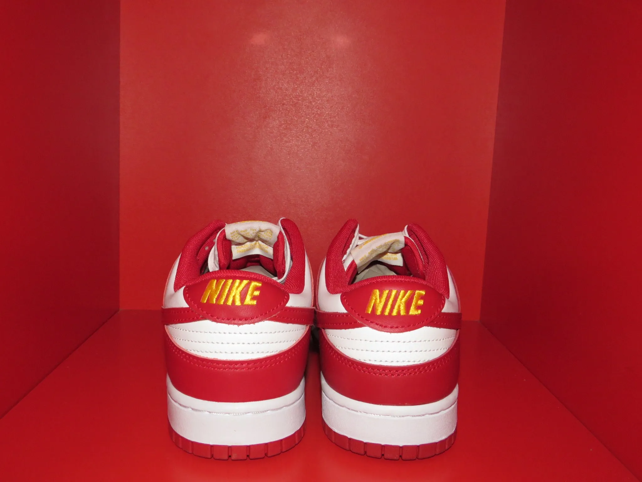 Dunk Low “Gym Red”