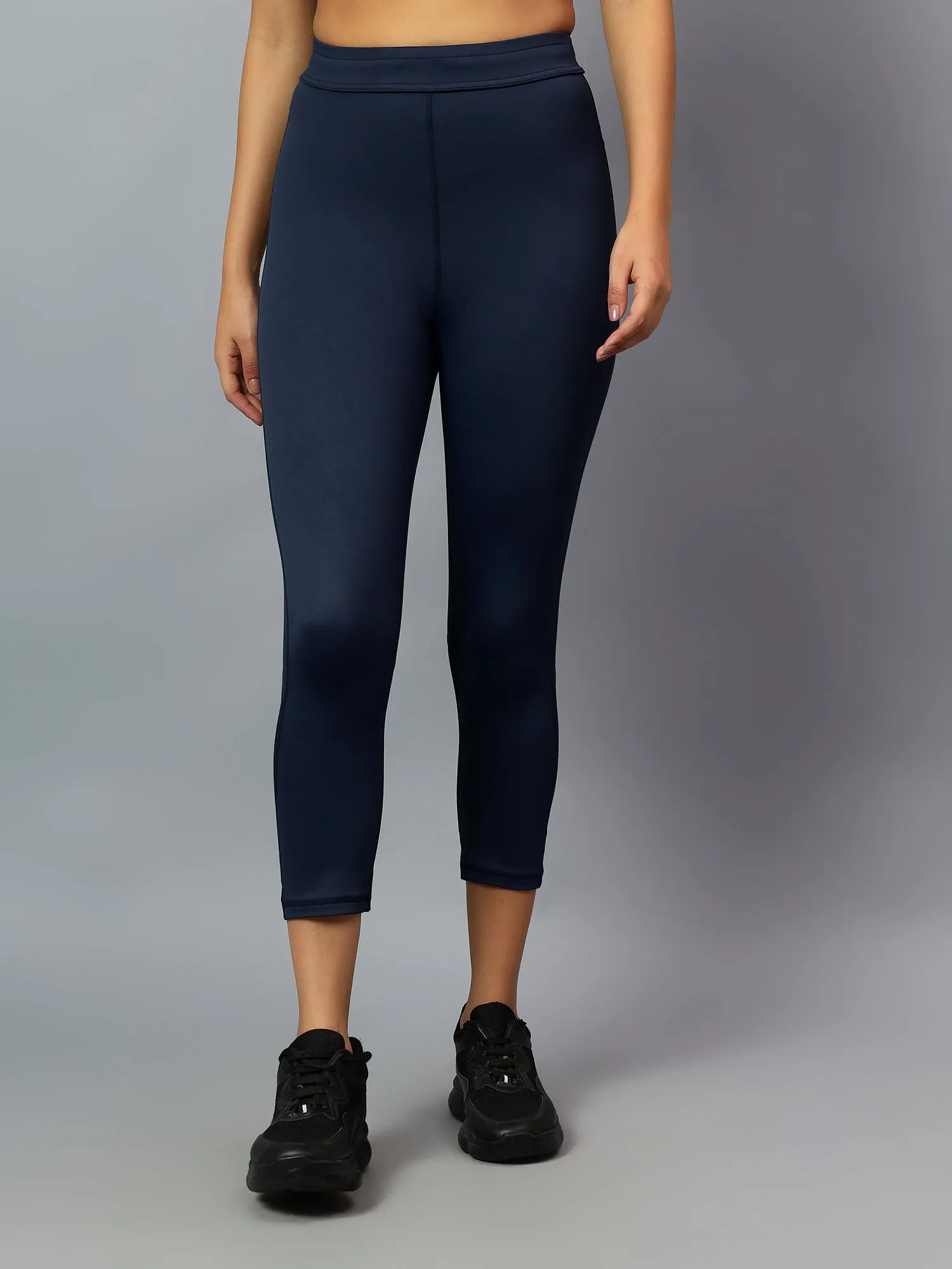 Fitkin Women Navy Mesh Back Cutout Capri