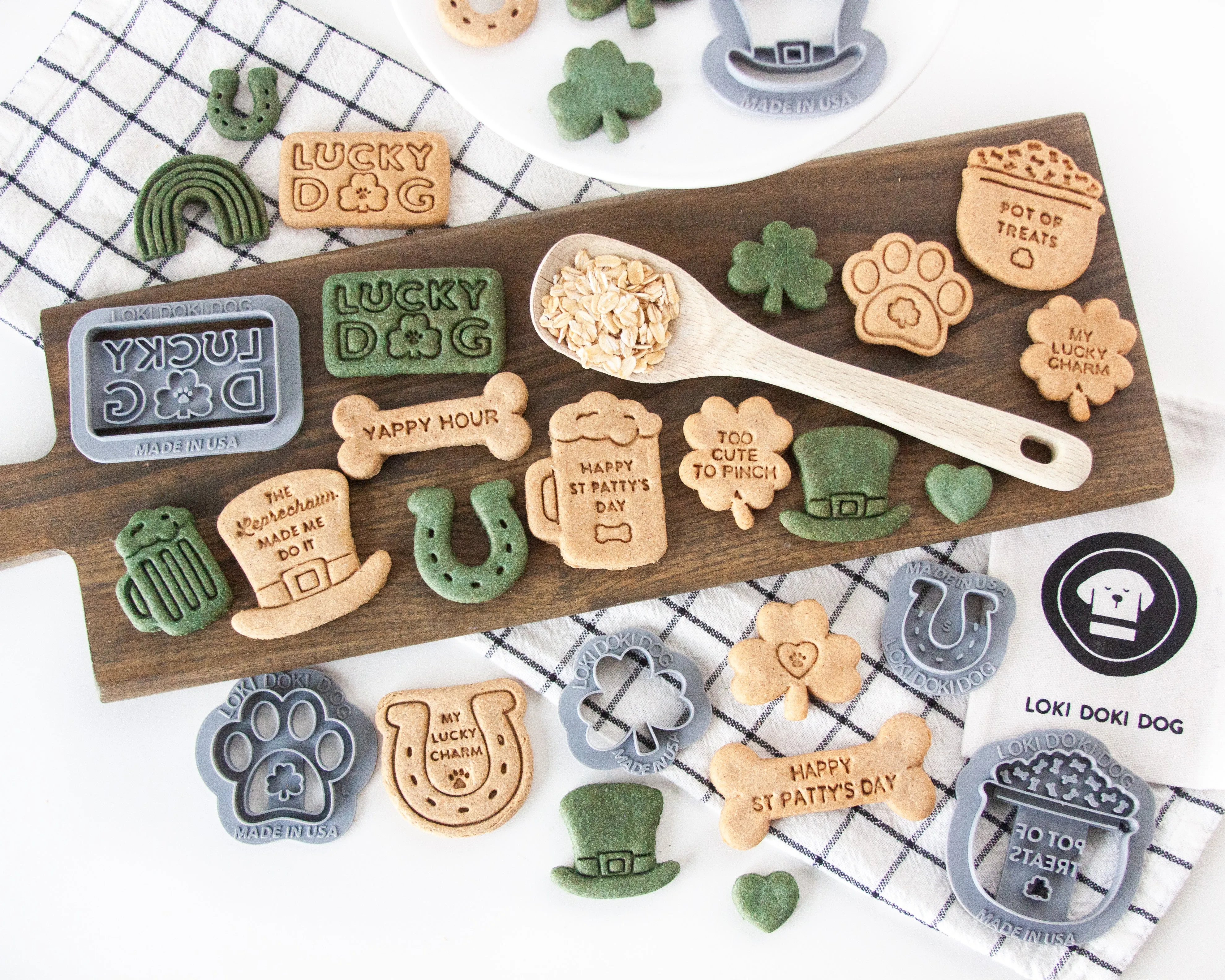 Leprechaun- St Patrick's Day - Top Hat Dog Biscuit Cookie Cutter (4 Sizes Available)