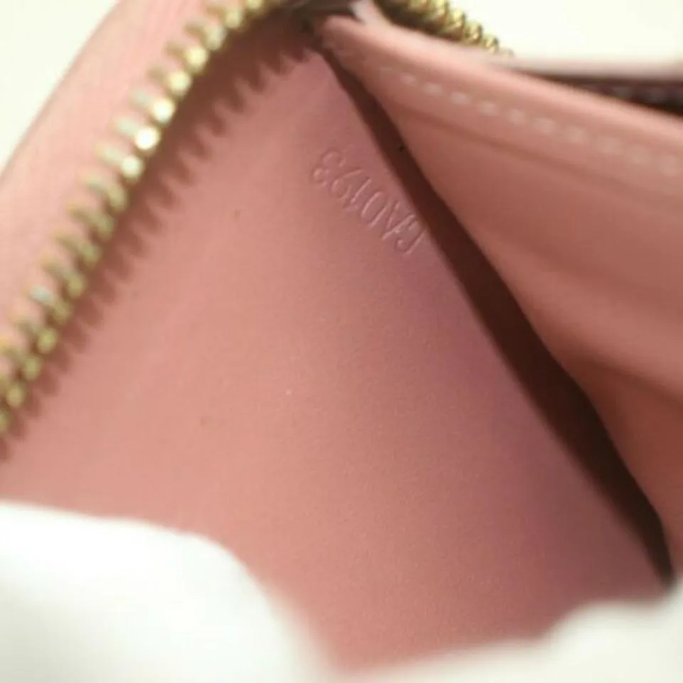 Louis Vuitton Ikat Zippy Wallet Flower Pink Vernis Monogram 872899