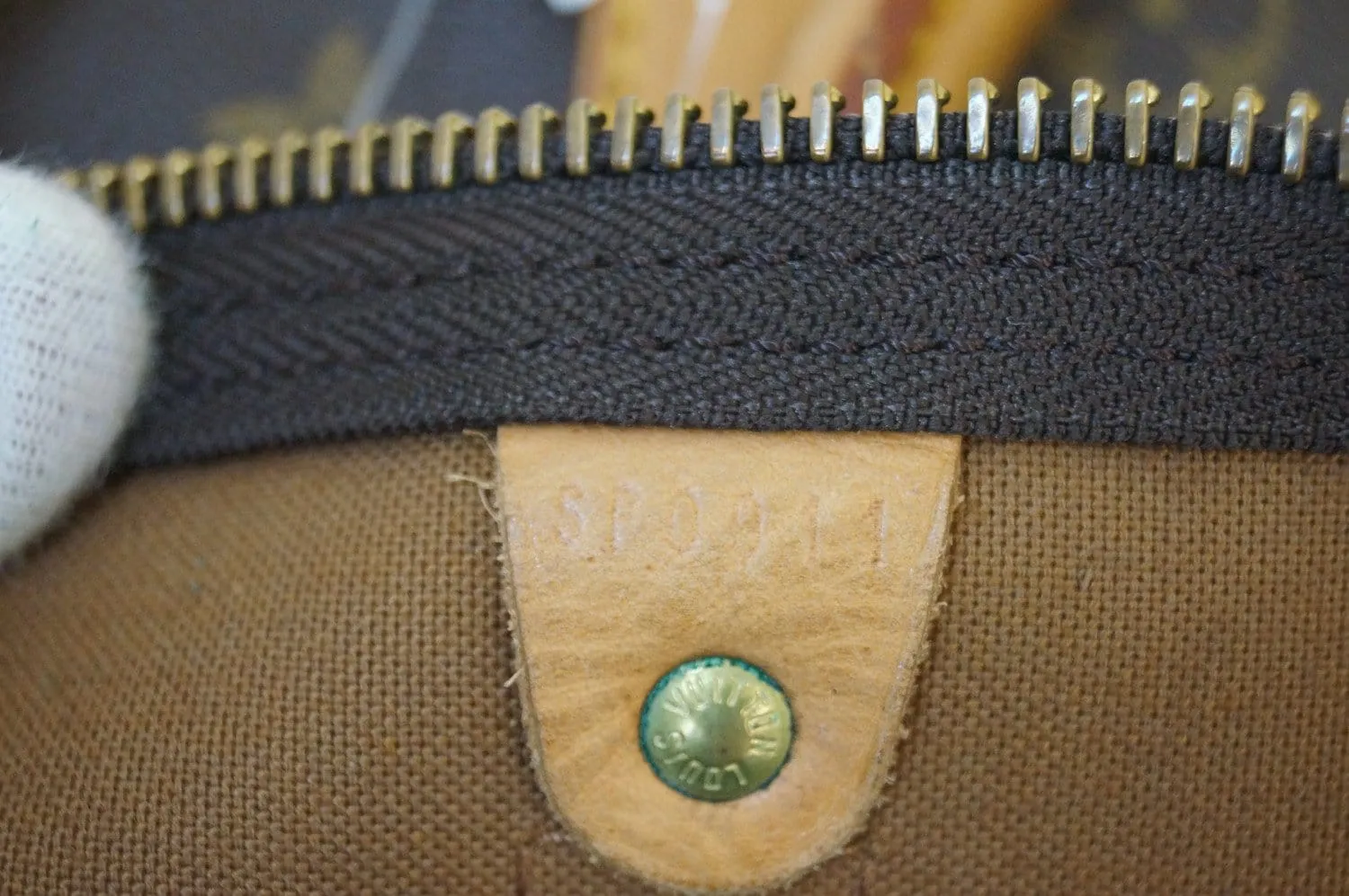 LOUIS VUITTON Monogram Keepall Bandouliere 55 Boston Bag