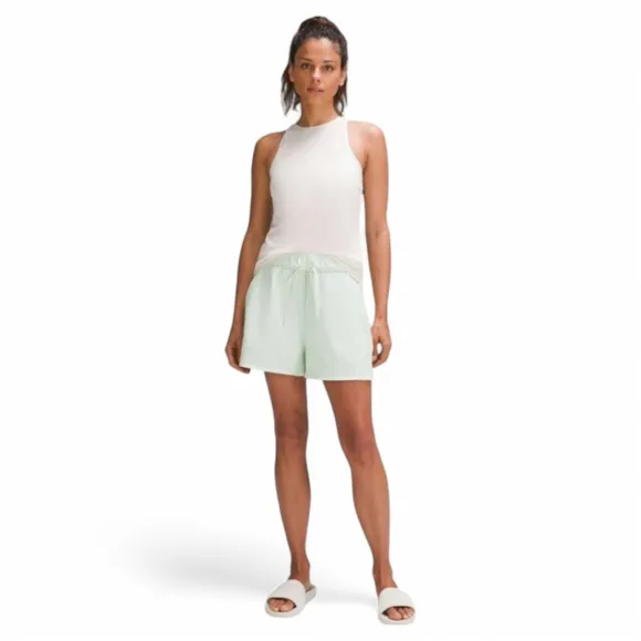 Lululemon Cinchable Waist High Rise Woven Short 3.5&quot; Kohlrabi Green Sz S