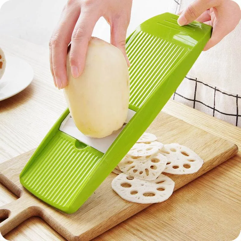 Multifunctional vegetable cutter and grater