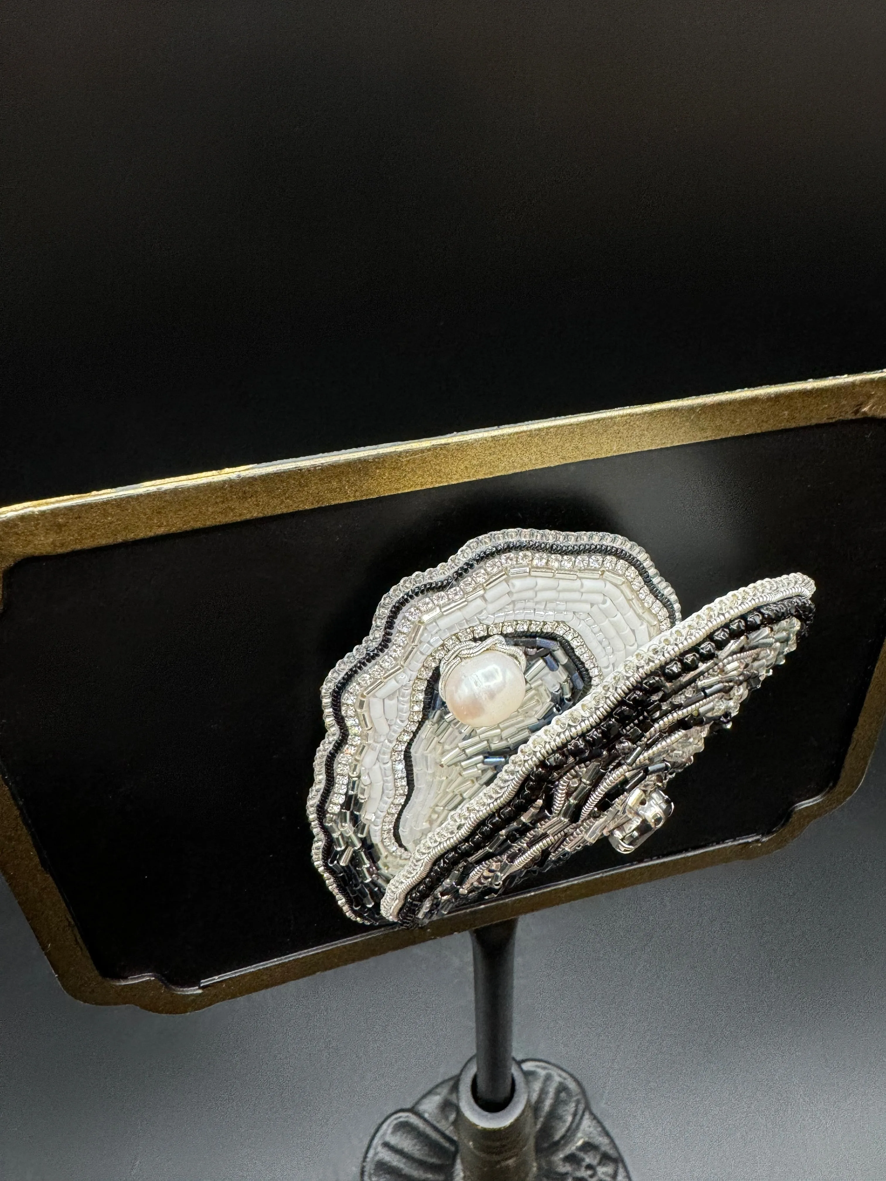 Oyster Brooch