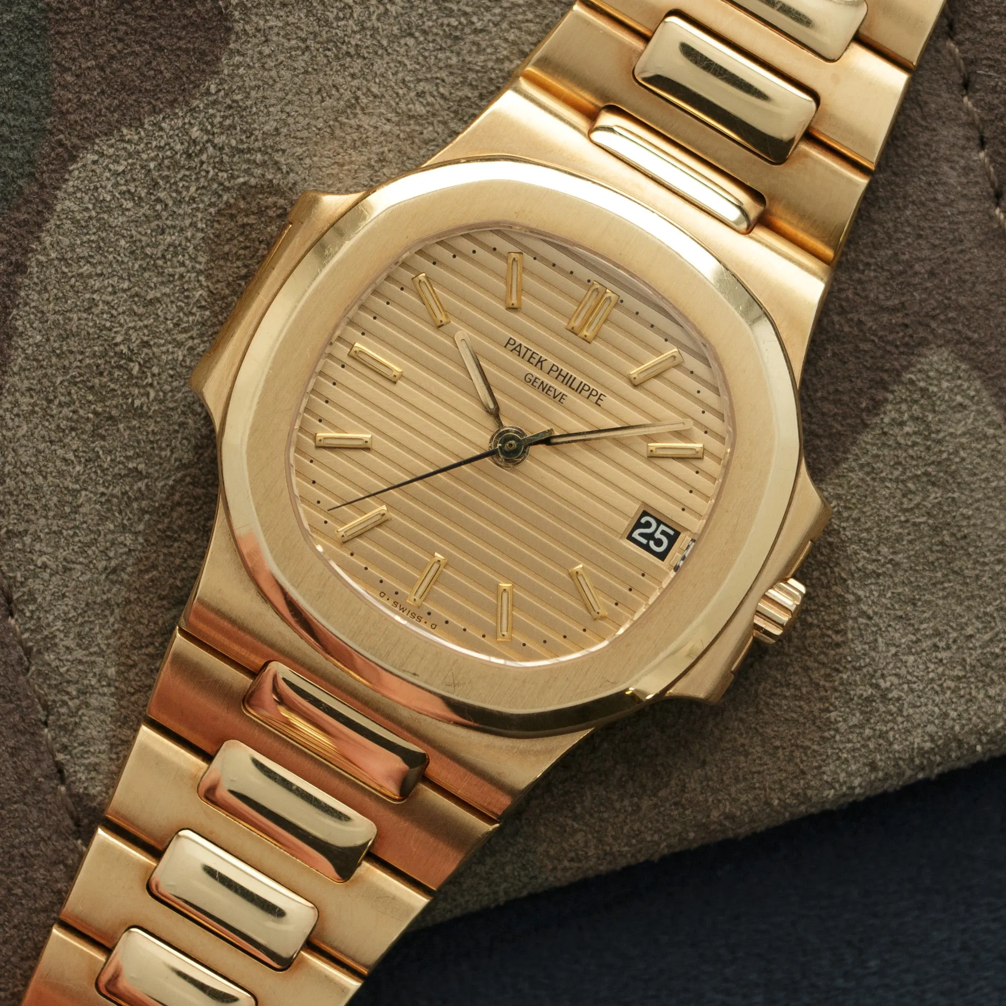 Patek Philippe Yellow Gold Nautilus Automatic Watch Ref. 3800