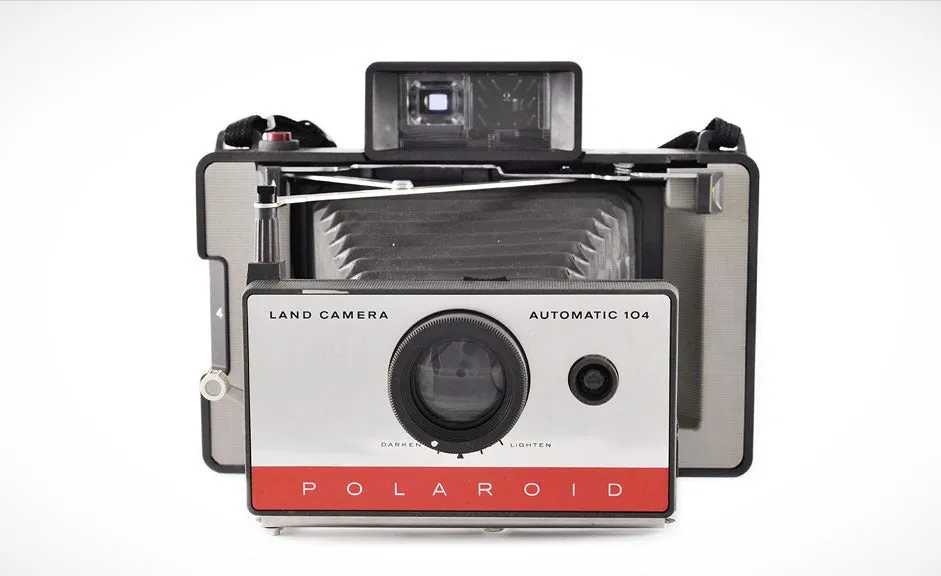 POLAROID AUTO 104