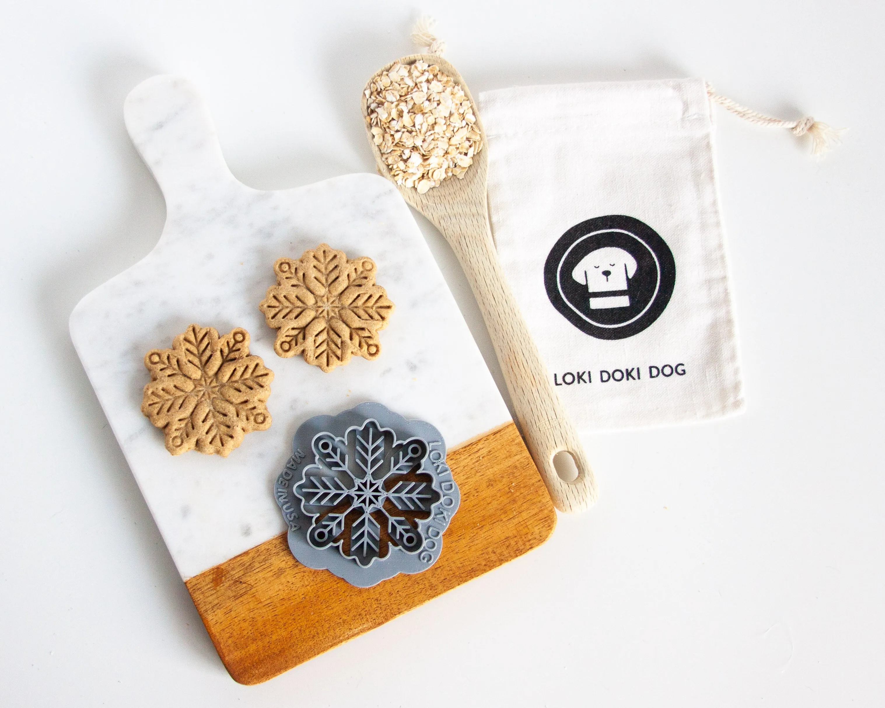 Snowflake Shaped Dog Biscuit Cookie Cutter (Style A)