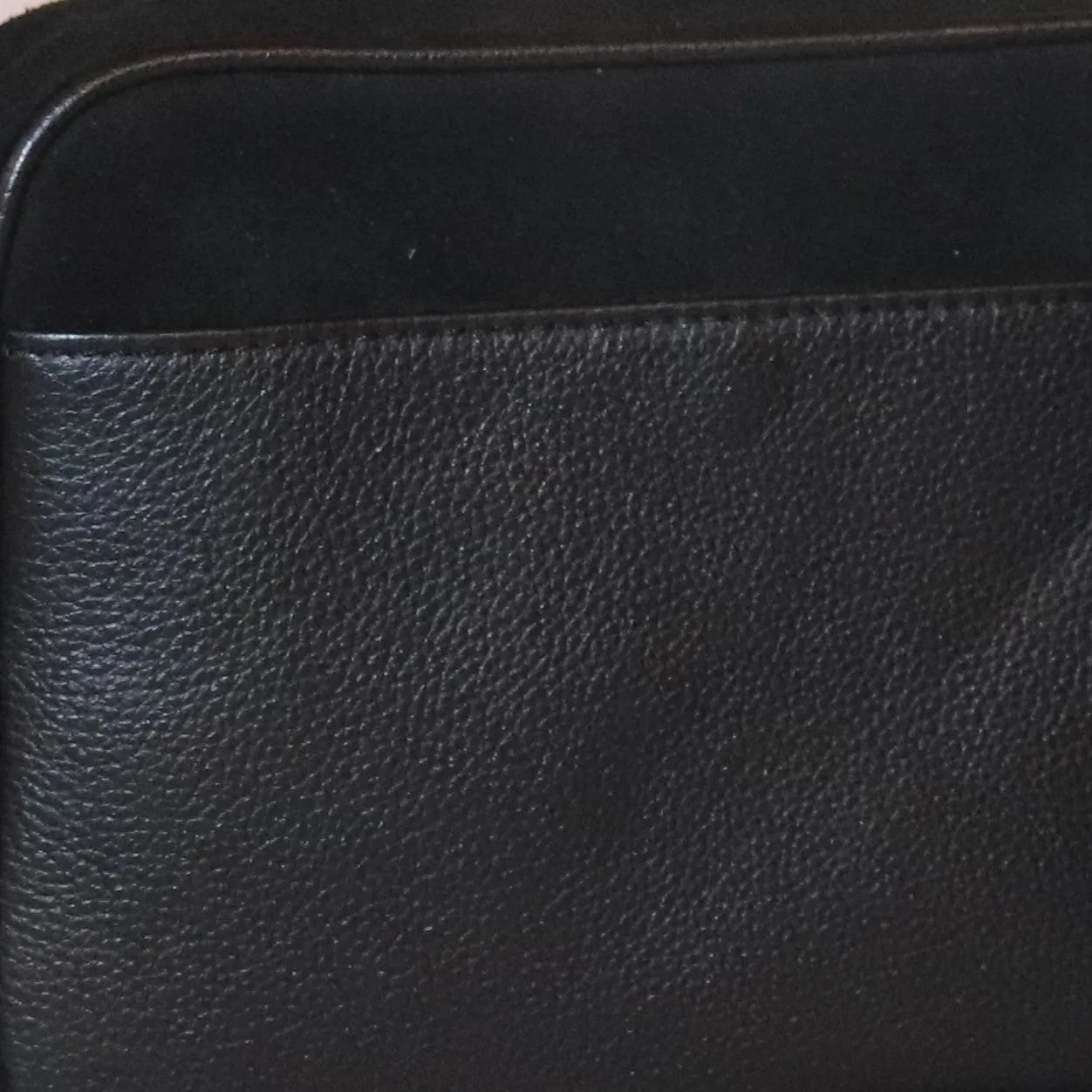 Soho cross body genuine leather tote bag.
