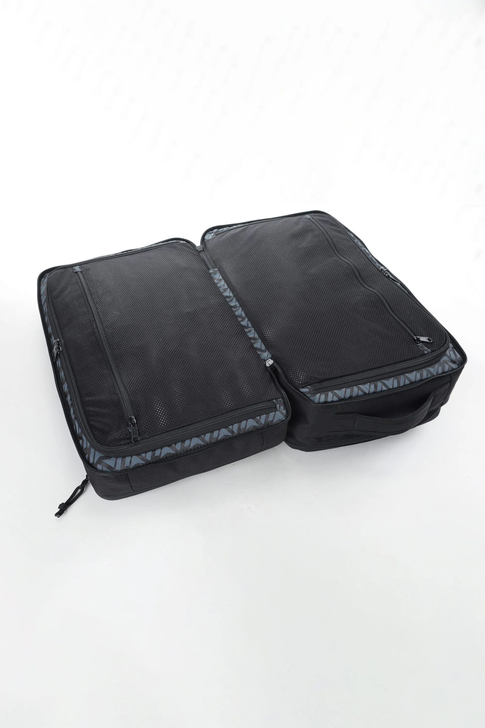 Surfanic Tardis 40L Bag