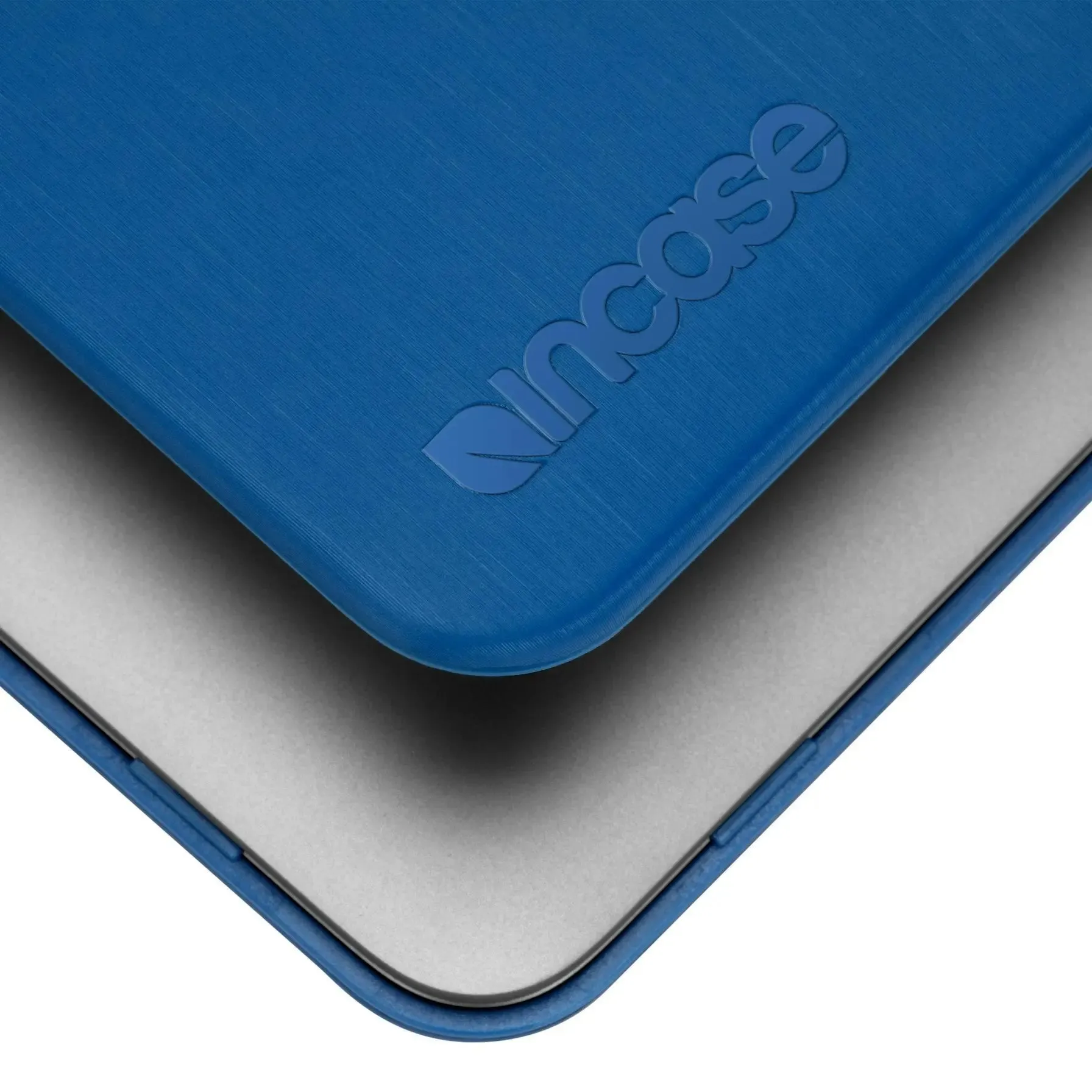 Textured Hardshell in D3 Horizontal Brush for 13" MacBook Air (2020)