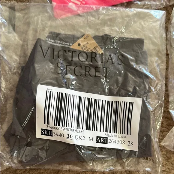 Victoria's Secret Size Medium Panty Variety Bundle 🌙