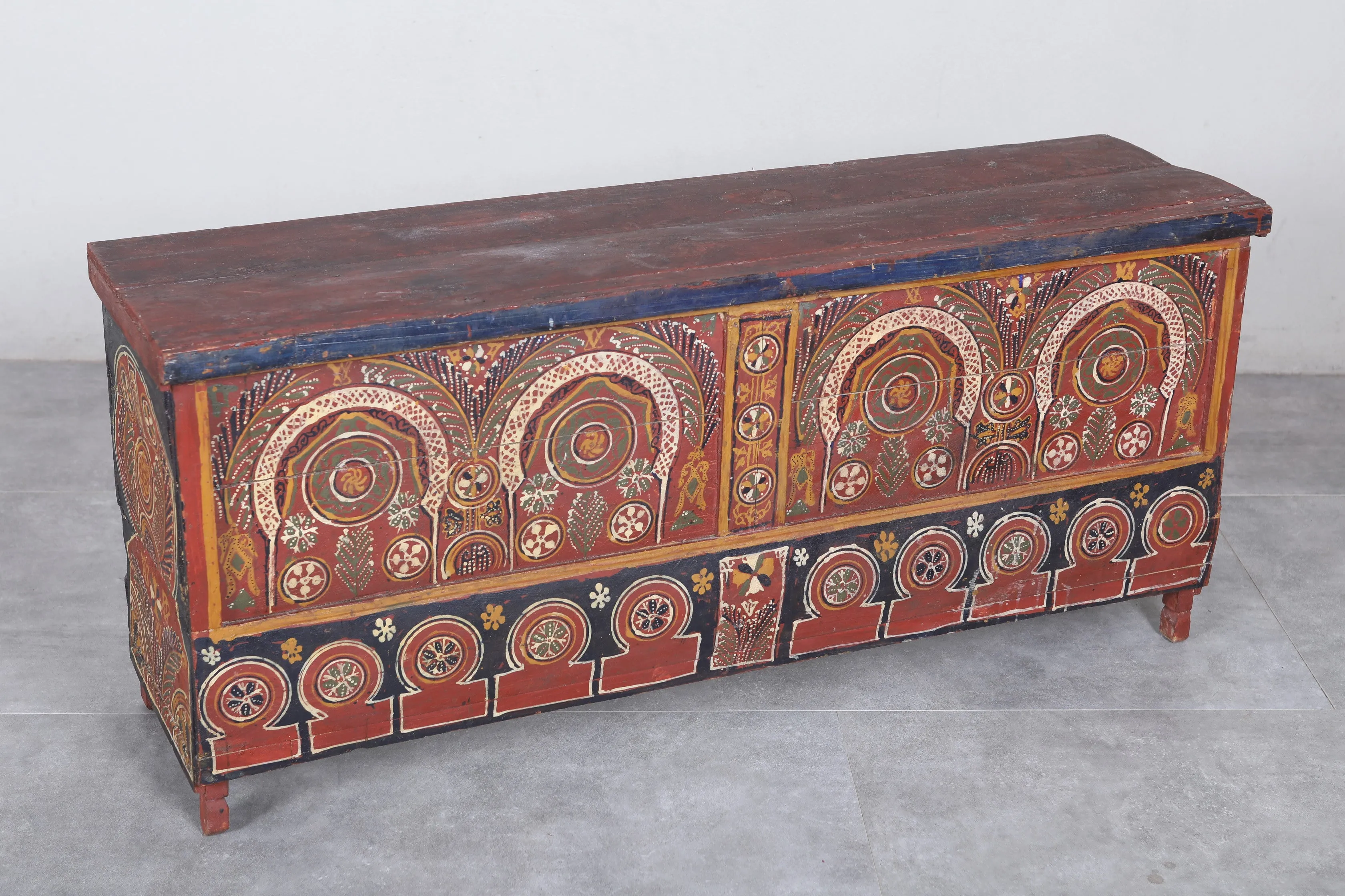Vintage Moroccan chest  H 22.4 inches x W 51.1 inches x D 13.7 inches
