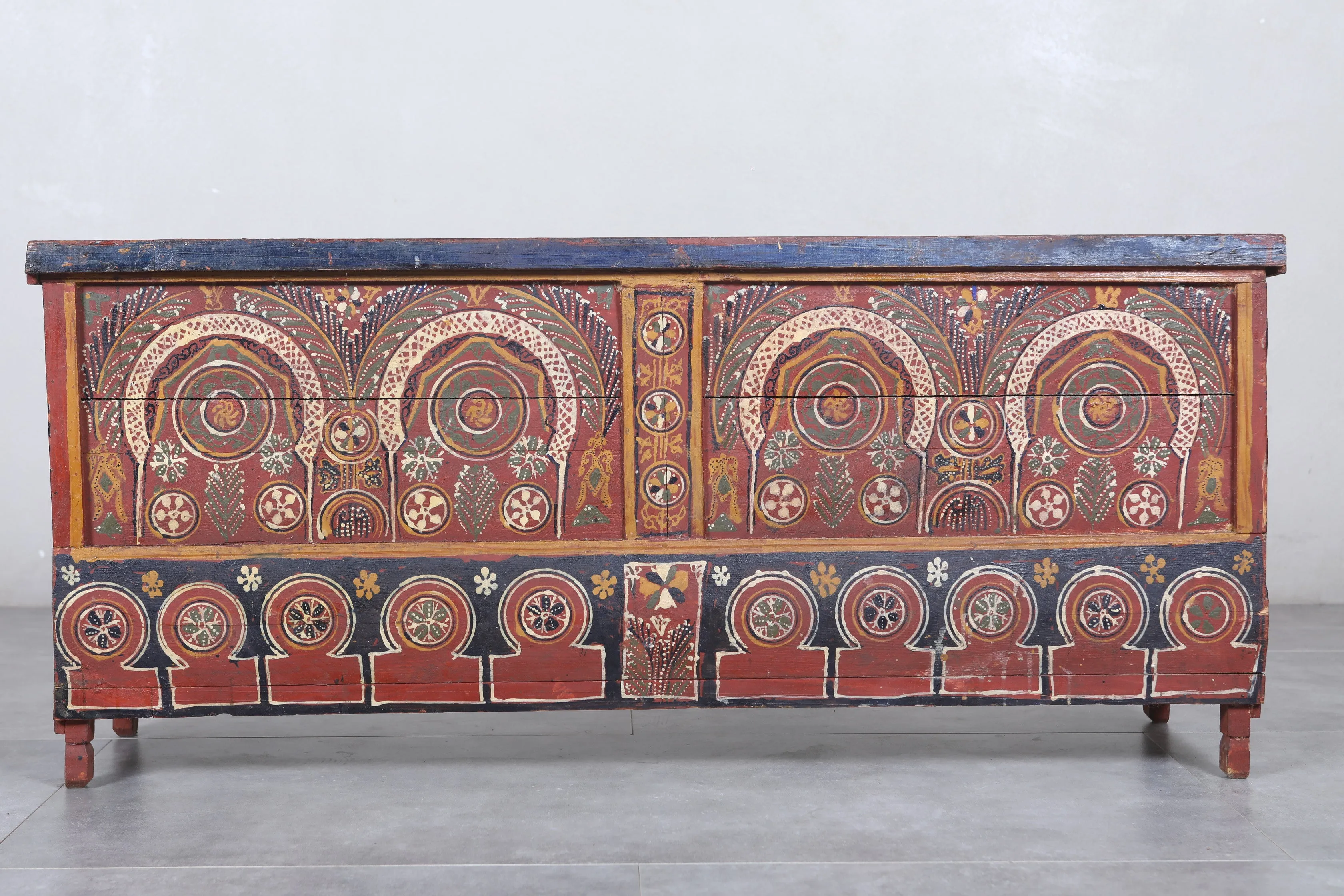 Vintage Moroccan chest  H 22.4 inches x W 51.1 inches x D 13.7 inches