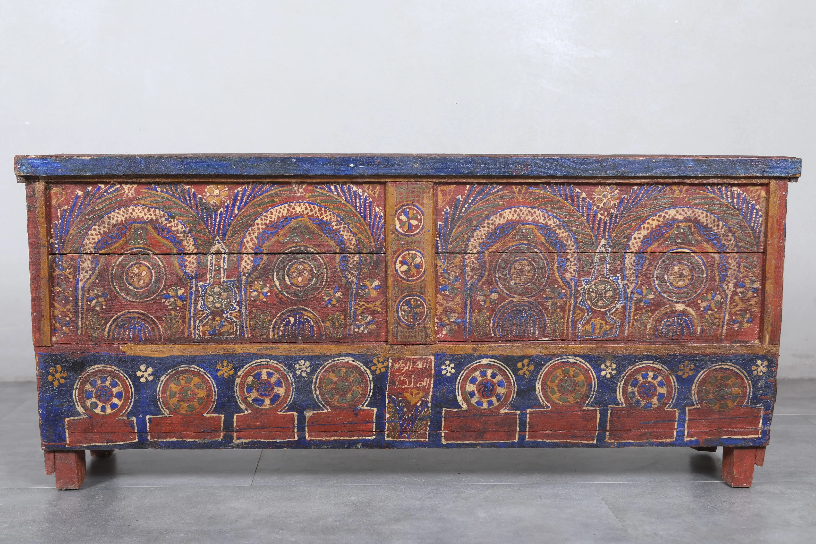 Vintage Moroccan chest  H 23.2 inches x W 51.1 inches x D 12.9 inches