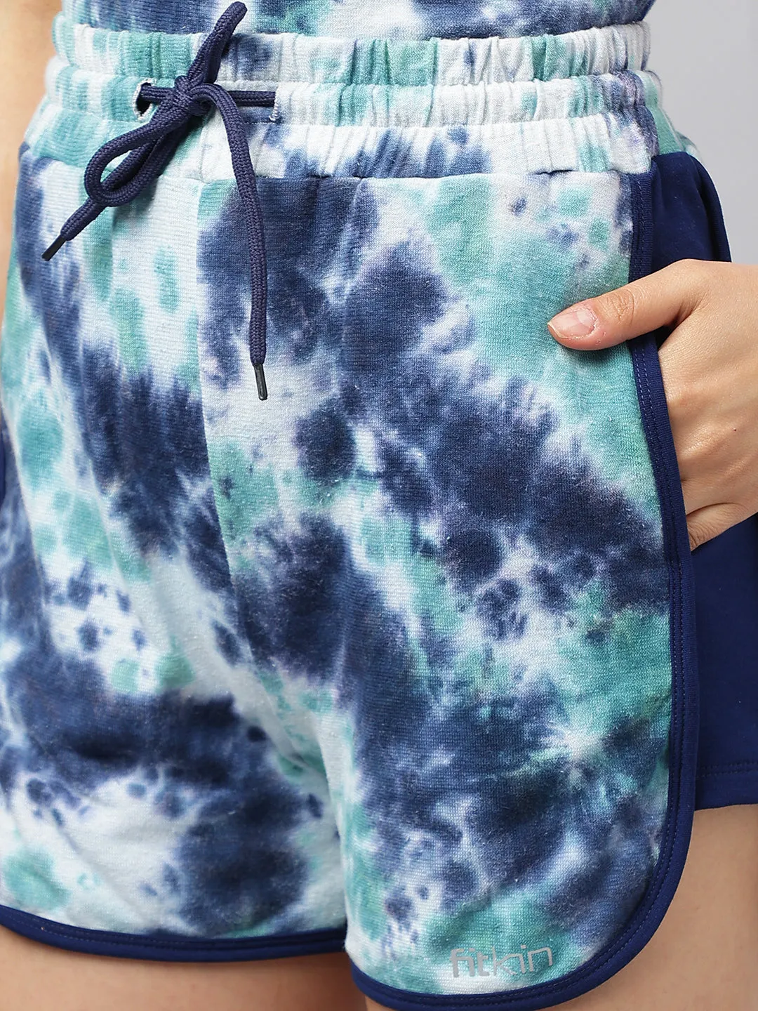 Women tie dye high waist shorts